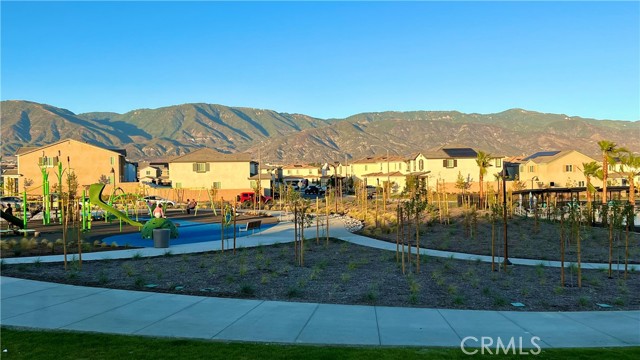 Detail Gallery Image 25 of 34 For 2607 Hannah Creek Ln, Rialto,  CA 92377 - 4 Beds | 3 Baths