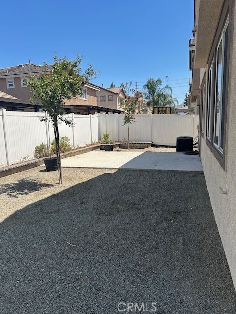 Detail Gallery Image 33 of 42 For 1911 Cefalu Ct, Riverside,  CA 92507 - 5 Beds | 2/1 Baths