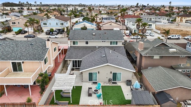 4941 Catamaran Street, Oxnard CA: https://media.crmls.org/medias/a3bd0fe0-dc3e-4649-b98f-dba6734f14f3.jpg