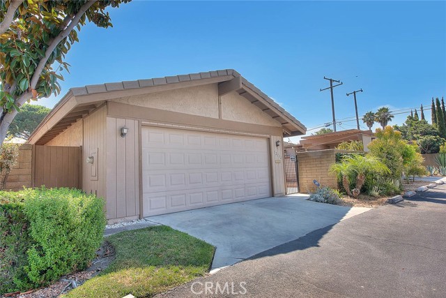 Detail Gallery Image 2 of 42 For 12112 Spencer Dr, Garden Grove,  CA 92841 - 4 Beds | 2 Baths