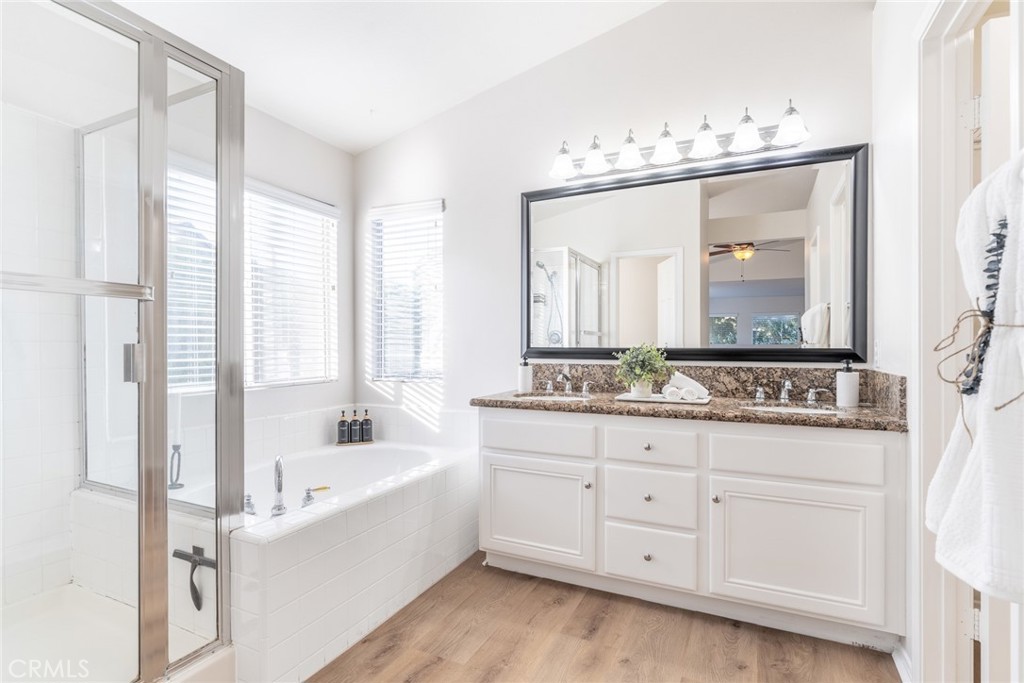 MLS #OC25156927 img 22