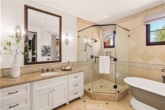 Detail Gallery Image 53 of 68 For 51 Echo, Irvine,  CA 92603 - 7 Beds | 8/5 Baths