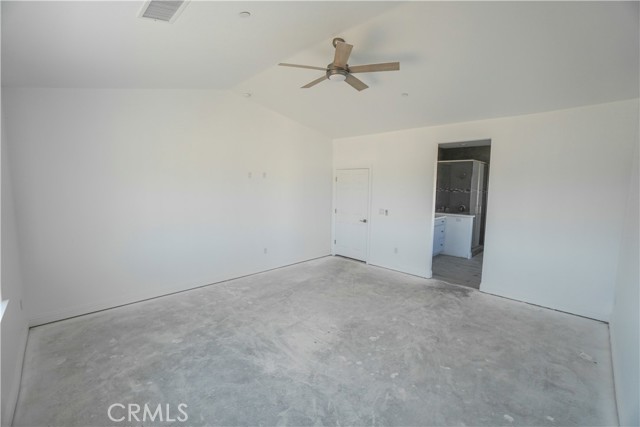 Detail Gallery Image 13 of 26 For 14416 Ricaree Rd, Apple Valley,  CA 92307 - 4 Beds | 2/1 Baths