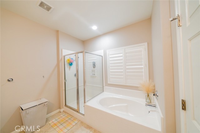13546 Rincon Road, Apple Valley CA: https://media.crmls.org/medias/a3bf46d7-c521-454b-9a8c-bdc09fbf197a.jpg