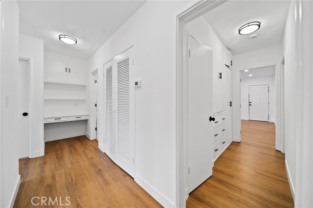 4431 Victoria Park Place, Los Angeles CA: https://media.crmls.org/medias/a3bf6016-deae-4b9f-9164-0fc60c4fbd40.jpg