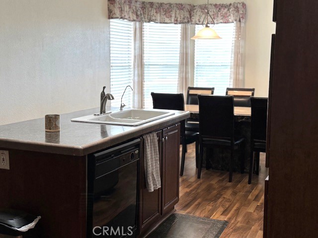 Detail Gallery Image 5 of 5 For 7700 Lampson Ave #94,  Garden Grove,  CA 92841 - 2 Beds | 2 Baths