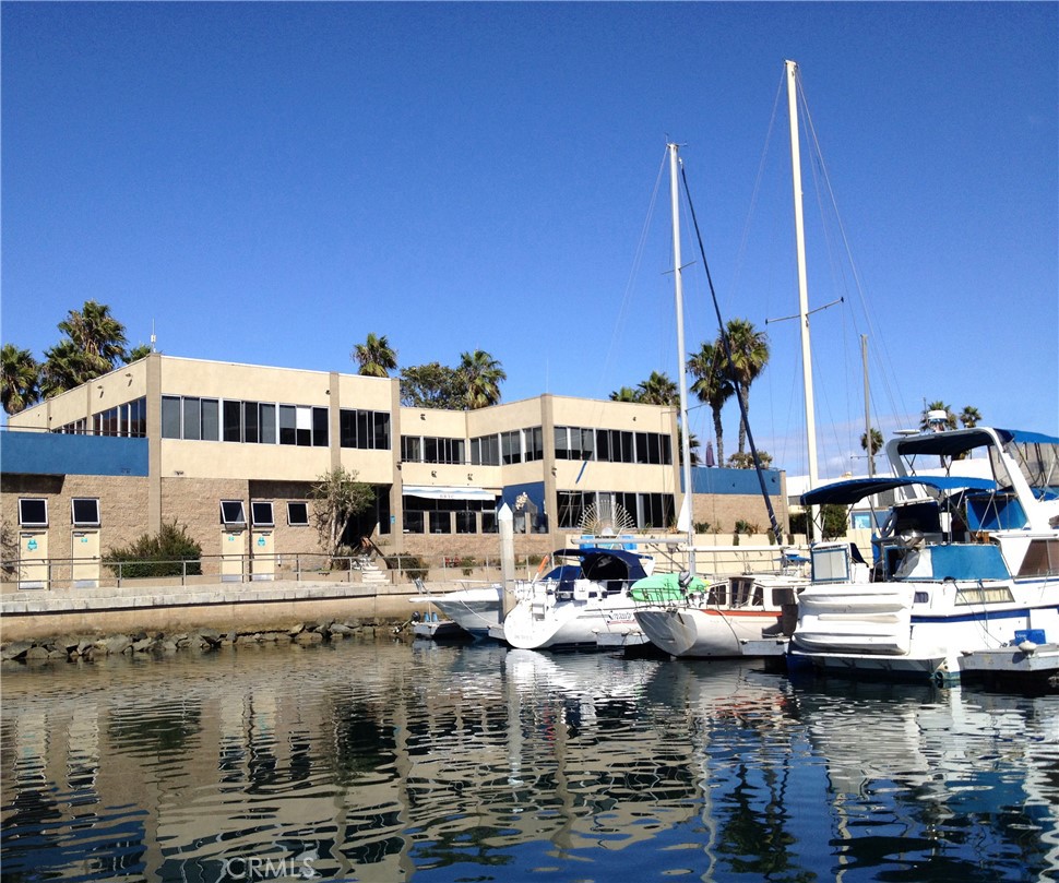 212 Yacht Club Way A-12, Redondo Beach, CA 90277