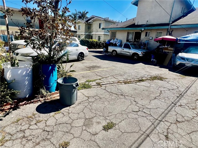 1081 West 39th photo 5