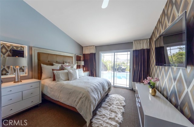 7301 Darnoch Way, West Hills CA: https://media.crmls.org/medias/a3c3ea27-2689-4553-a459-9692da3950ce.jpg