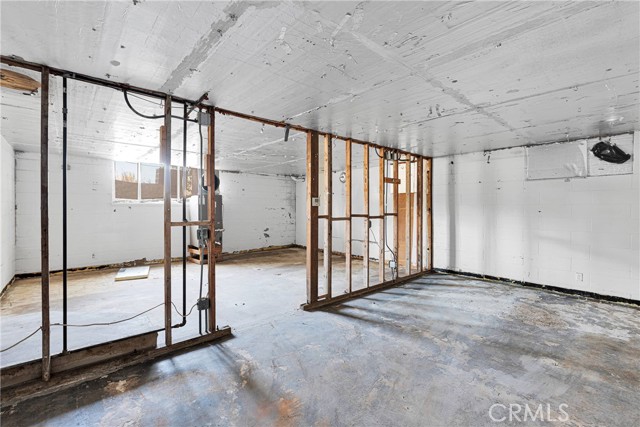 555 Mesquite Road, Pinon Hills CA: https://media.crmls.org/medias/a3c404b9-6fe6-4bd4-a9d1-e792adf9f1e2.jpg