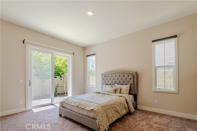 68 Chasma, Irvine CA: https://media.crmls.org/medias/a3c4312b-4579-4f4f-9d02-ed2a80f547c7.jpg
