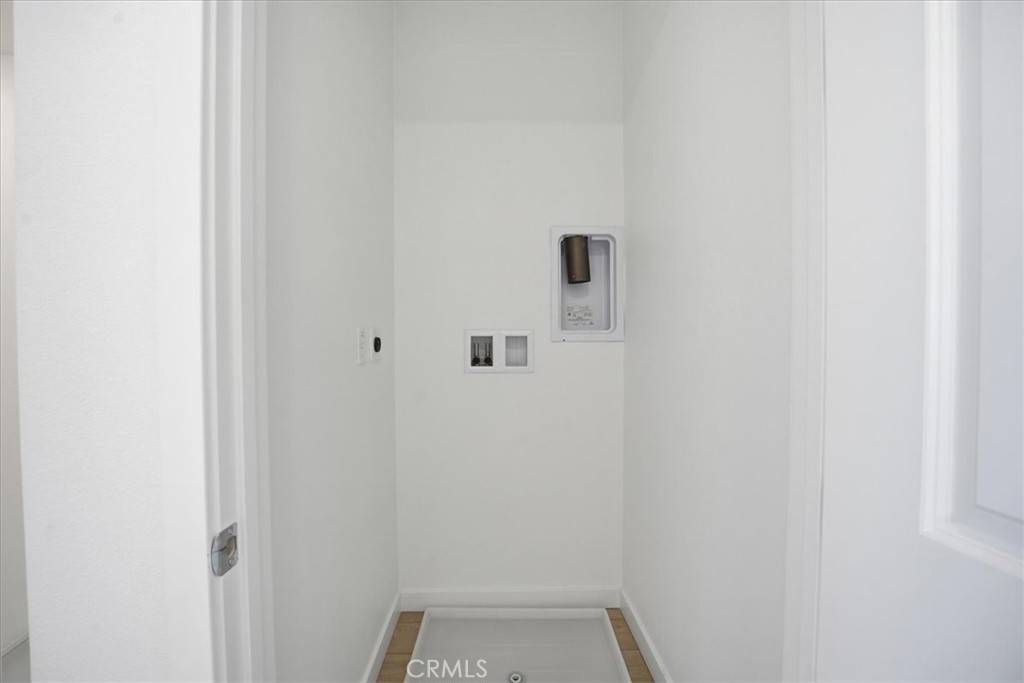 MLS #IV25250152 image #30