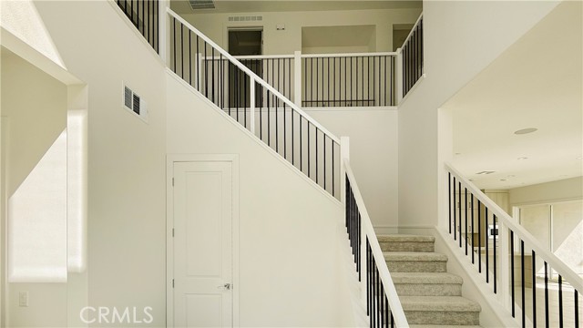 101 Bear Leaf, Lake Forest CA: https://media.crmls.org/medias/a3c47105-6277-47e3-a298-ceb766f435d6.jpg