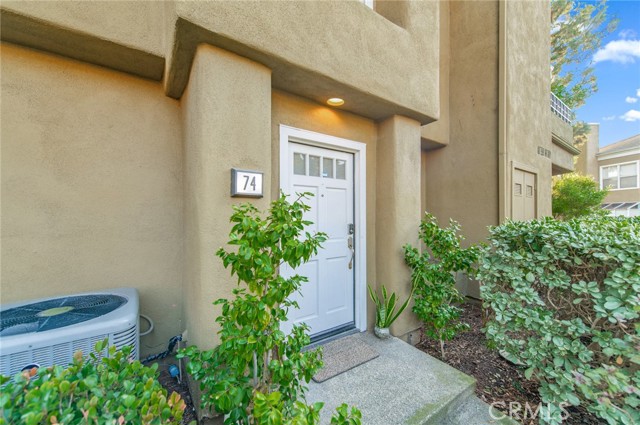 Detail Gallery Image 16 of 25 For 74 Lehigh Aisle, Irvine,  CA 92612 - 2 Beds | 2 Baths