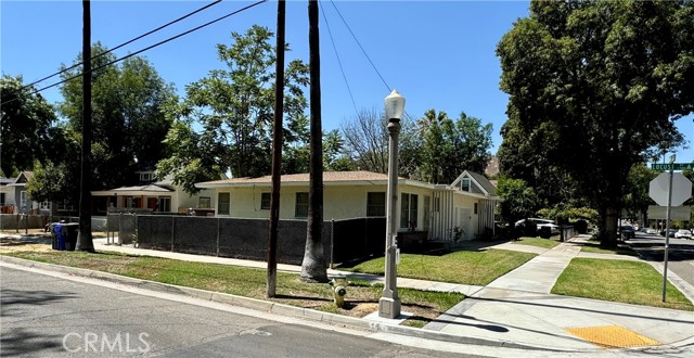 Detail Gallery Image 7 of 36 For 4202 9th St, Riverside,  CA 92501 - – Beds | – Baths