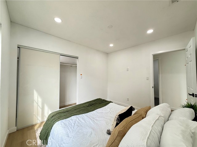 Detail Gallery Image 33 of 42 For 1327 W 97th Street, Los Angeles,  CA 90044 - 3 Beds | 2 Baths