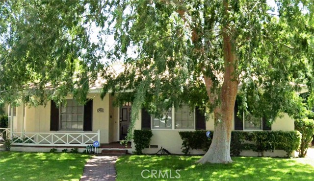 3275 N D Street, San Bernardino CA: https://media.crmls.org/medias/a3c51177-e177-4fd0-96ec-991e0856f326.jpg