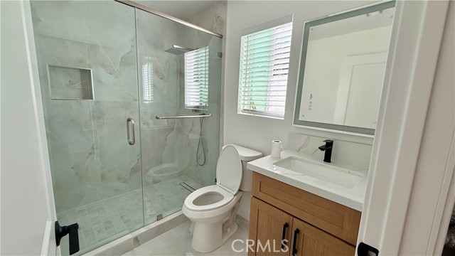 Detail Gallery Image 7 of 8 For 17440 Horace St, Granada Hills,  CA 91344 - 1 Beds | 1 Baths