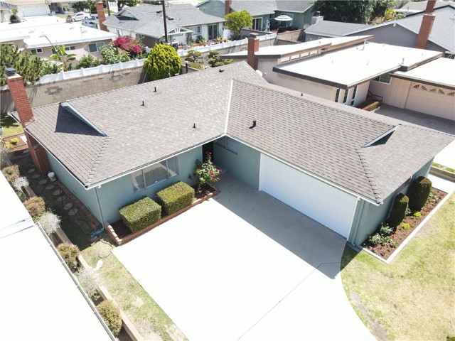 1941 W 235th Place, Torrance CA: https://media.crmls.org/medias/a3c53e1e-7d61-481c-949a-a49f674a863f.jpg