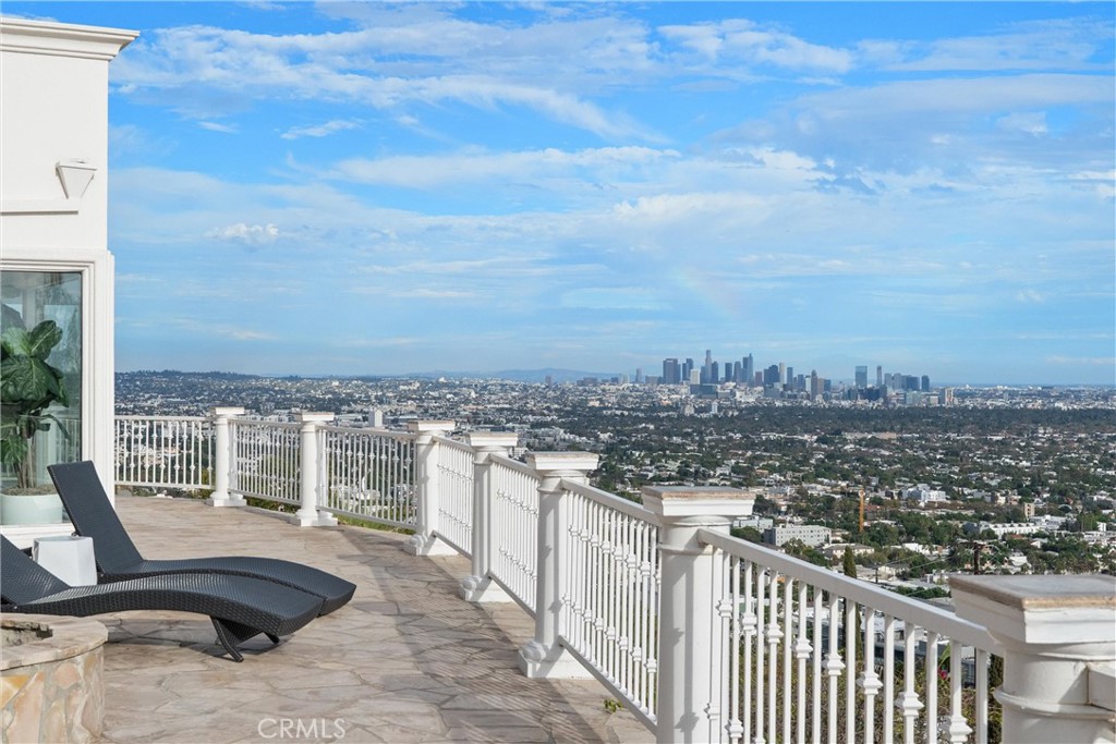 8527 Hedges Way — image 1