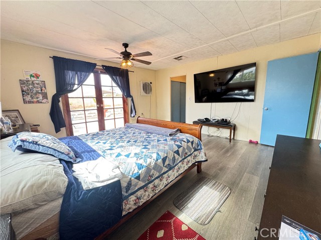 Detail Gallery Image 13 of 15 For 13870 Rodeo, Victorville,  CA 92395 - 2 Beds | 2 Baths