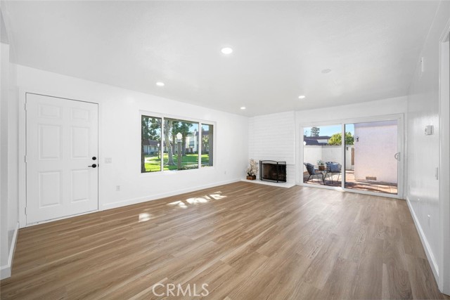 Image 10 of 74 For 11268 Morgen Way