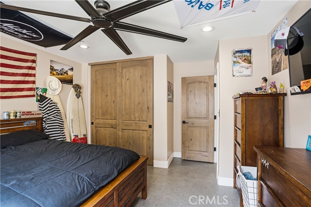 Detail Gallery Image 26 of 69 For 30861 Blackhorse Dr, Canyon Lake,  CA 92587 - 4 Beds | 2/1 Baths