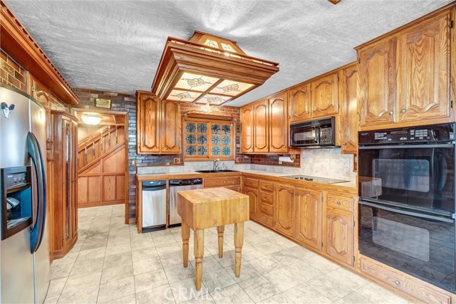 Detail Gallery Image 11 of 53 For 8141 Briarwood, Stanton,  CA 90680 - 4 Beds | 3 Baths