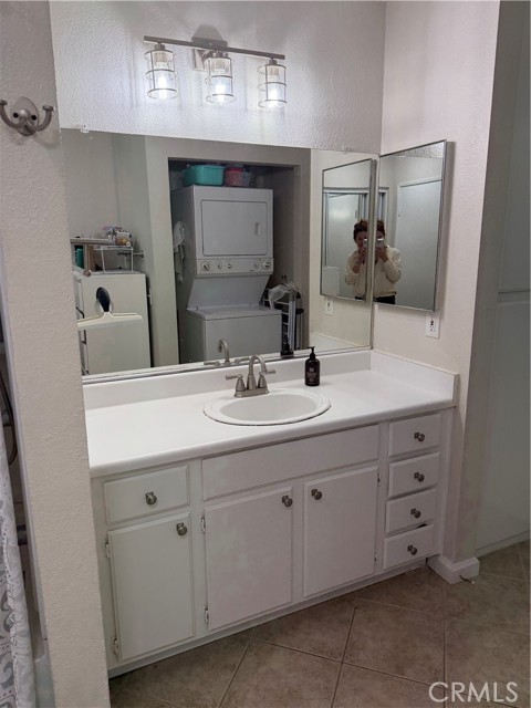 Detail Gallery Image 8 of 16 For 107 Gallery, Tustin,  CA 92782 - 1 Beds | 1 Baths