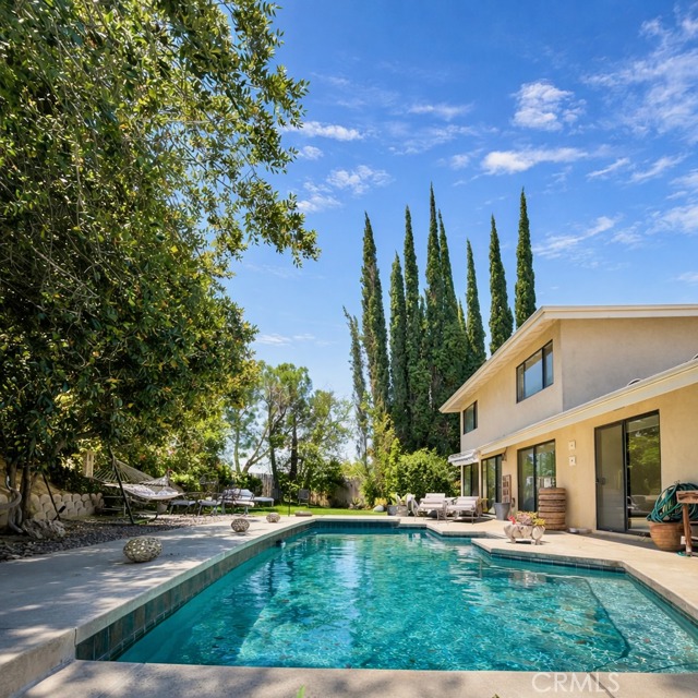 Detail Gallery Image 22 of 25 For 4709 Dunman, Woodland Hills,  CA 91364 - 5 Beds | 3 Baths