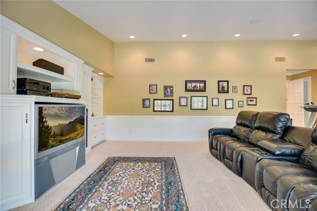 20 Country Lane, Rolling Hills Estates, California 90274, 5 Bedrooms Bedrooms, ,3 BathroomsBathrooms,Residential,Sold,Country,PV21231535
