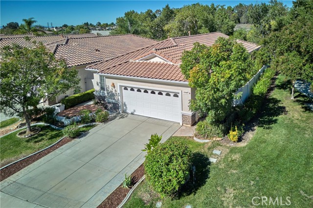 1779 Sarazen, Beaumont CA: https://media.crmls.org/medias/a3cbcfe1-b56f-41d1-865b-1d36256c1e7f.jpg