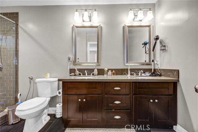 18026 Duncan Street, Encino CA: https://media.crmls.org/medias/a3cbdf4c-f370-476a-b513-304e5ff84513.jpg