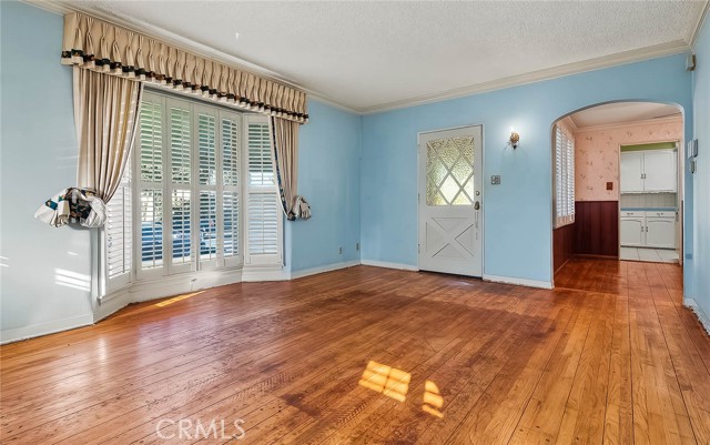 1438 West 94th Street photo 4
