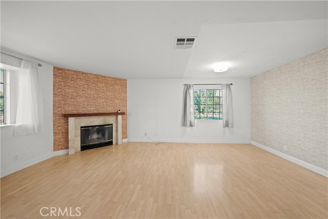 Detail Gallery Image 8 of 44 For 15069 Mulberry Dr, Whittier,  CA 90604 - 3 Beds | 3 Baths