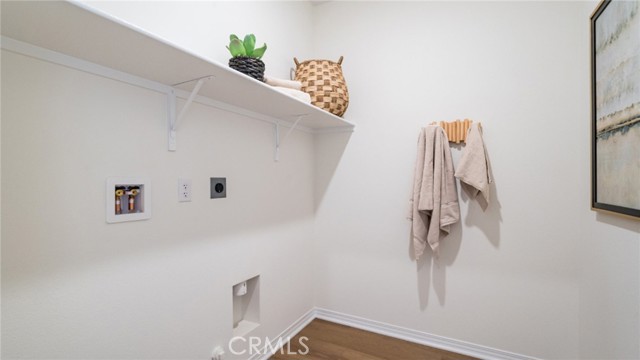 2366 Iris Petal Lane, Perris CA: https://media.crmls.org/medias/a3cd5f3f-c6d6-4689-ab5d-1e1955cdf2c9.jpg