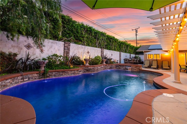 11571 Harrisburg, Rossmoor CA: https://media.crmls.org/medias/a3cd8d73-4704-4698-a780-adf783800a95.jpg