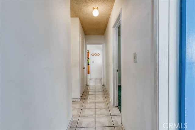 17415 Minnehaha Street, Granada Hills CA: https://media.crmls.org/medias/a3cdb068-d262-49bb-bab0-c81ef1220587.jpg