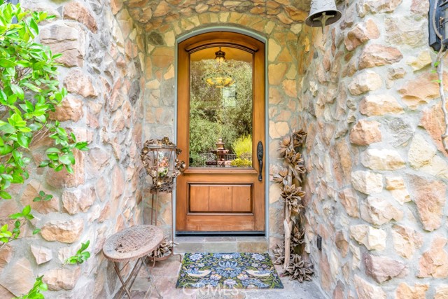 Detail Gallery Image 2 of 42 For 3439 Dorothy Rd, Topanga,  CA 90290 - 4 Beds | 4 Baths