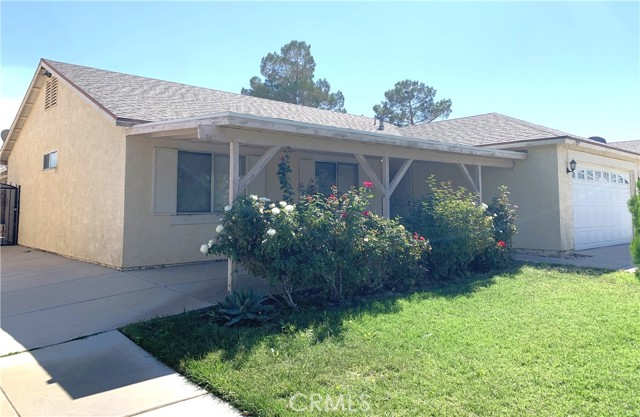 Detail Gallery Image 4 of 29 For 17929 Juniper St, Adelanto,  CA 92301 - 3 Beds | 2 Baths