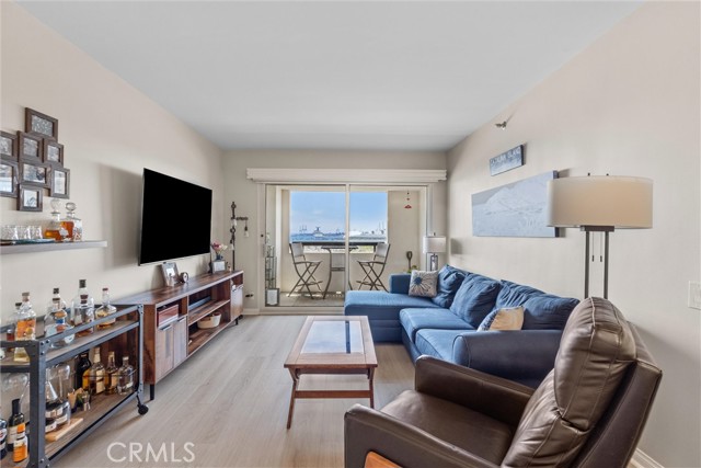Detail Gallery Image 6 of 32 For 525 E Seaside Way #905,  Long Beach,  CA 90802 - 2 Beds | 1/1 Baths