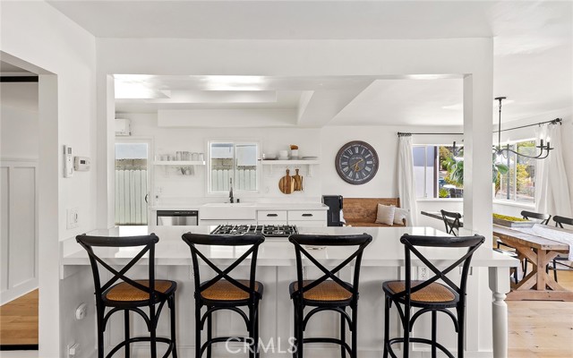 128 Esplanade, San Clemente CA: https://media.crmls.org/medias/a3cf0c34-6628-47c8-98c2-97b3c3cdde42.jpg