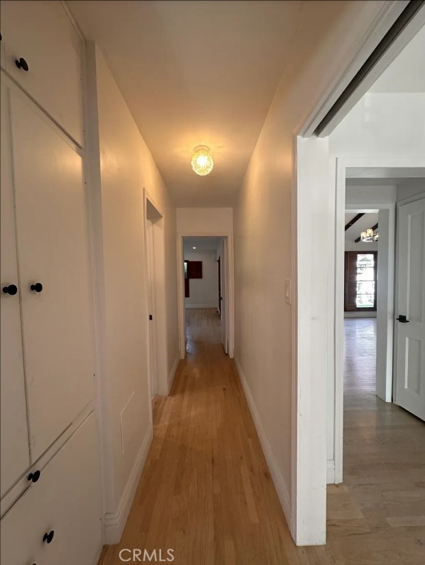 Detail Gallery Image 17 of 35 For 3021 W Clark Ave, Burbank,  CA 91505 - 3 Beds | 2 Baths