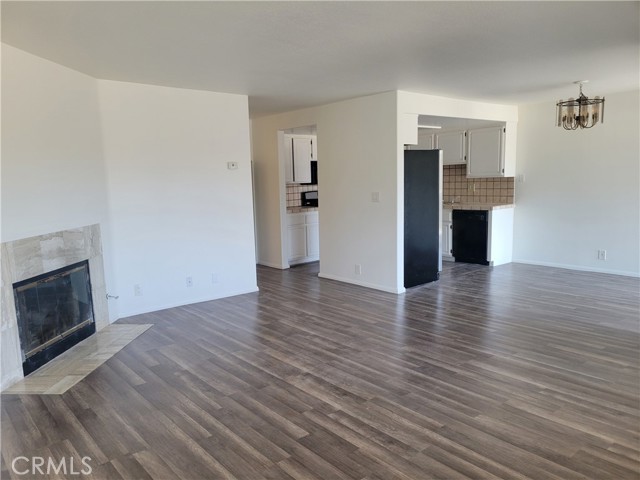 Detail Gallery Image 3 of 20 For 923 E Ocean Bld #7,  Long Beach,  CA 90802 - 2 Beds | 2 Baths