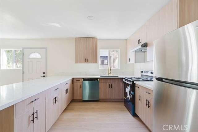 7227 Forbes Avenue photo 12