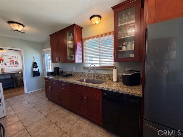 Detail Gallery Image 17 of 36 For 9406 Rose Ave, Montclair,  CA 91763 - 3 Beds | 2 Baths