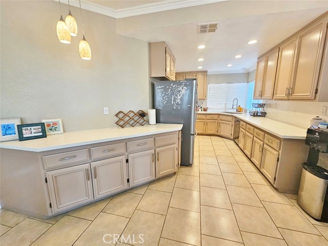 Detail Gallery Image 19 of 74 For 39620 Glenwood Ct, Murrieta,  CA 92563 - 3 Beds | 2/1 Baths