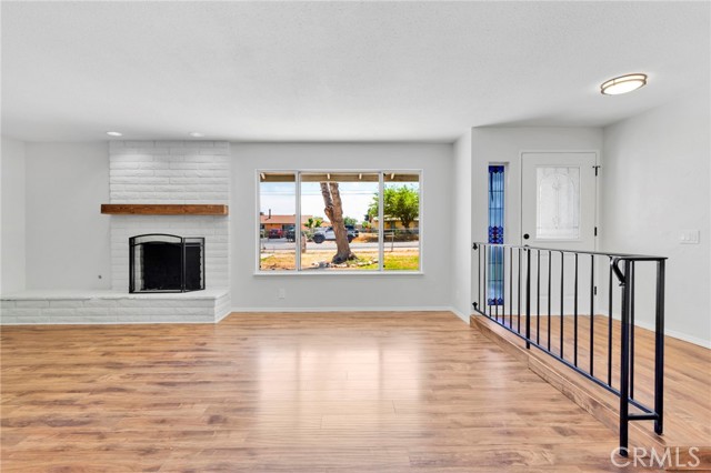 Detail Gallery Image 7 of 20 For 15970 Lindero, Victorville,  CA 92395 - 3 Beds | 2 Baths