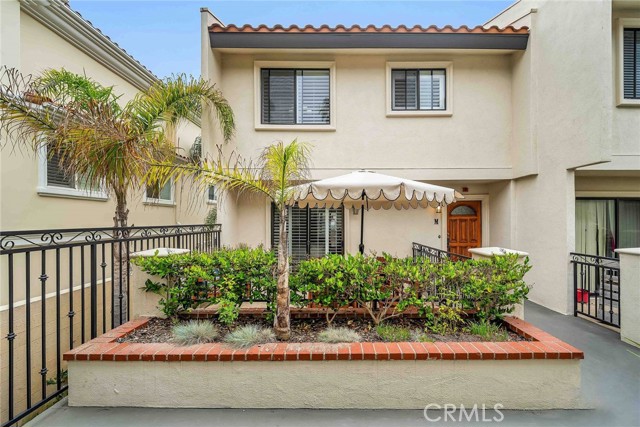 1301 Catalina Avenue, Redondo Beach, California 90277, 2 Bedrooms Bedrooms, ,2 BathroomsBathrooms,Residential,Sold,Catalina,SB23140668