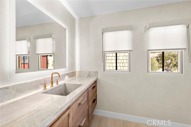 Detail Gallery Image 20 of 26 For 2534 Bungalow Pl #87,  Corona Del Mar,  CA 92625 - 3 Beds | 2/1 Baths